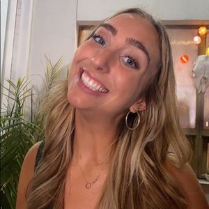 Meet your Posher, Katelynn
